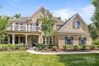 10508 Kristens Mare Dr, Charlotte, NC 28277