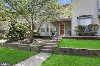 27 Beacon Ct, Trenton, NJ 08691