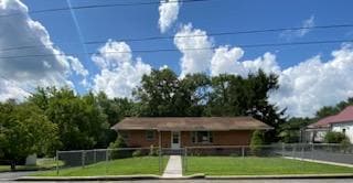 118 E Concord St, Athens, WV 24712