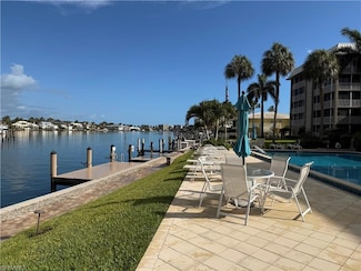 2880 Gulf Shore Blvd N Unit 404, Naples, FL 34103