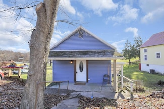 104 N Main St, Summerfield, OH 43788