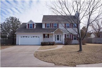 2627 N Beacon Hill Ct, Wichita, KS 67220