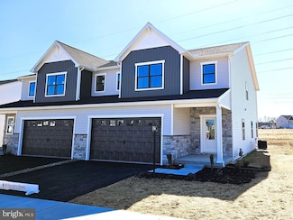 658 Brittany Dr, Upper Allen Township, PA 17055