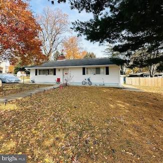 3721 Munson Rd, Falls Church, VA 22041