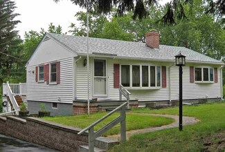 105 Fore Rd, Eliot, ME 03903