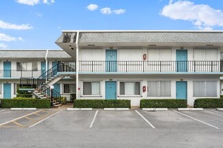 3280 Lake Osborne Dr Unit 106, Lake Worth Beach, FL 33461