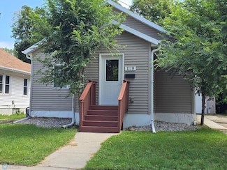 1119 9th St N, Fargo, ND 58102