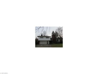 1965 Palmyra Rd SW, Warren, OH 44485