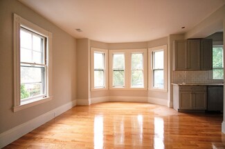 14 Bigelow St Unit 2, Cambridge, MA 02139