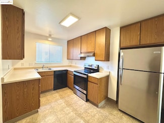 554 Bancroft Ave Unit 101, San Leandro, CA 94577