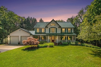 01401 57th St, Grand Junction, MI 49056