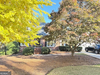 153 Dunlap Landing Rd, Gainesville, GA 30506