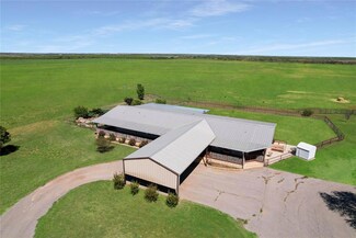 17822 S County Road 183, Eldorado, OK 73537