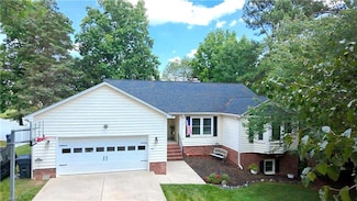 940 Huntington Run Ln, Kernersville, NC 27284