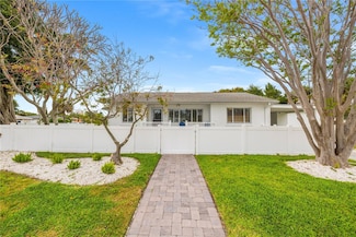 292 42nd Ave, Saint Pete Beach, FL 33706