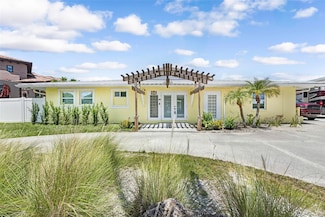 5207 Palmetto Point Dr, Palmetto, FL 34221