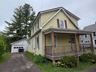 6 Gouverneur St, Canton, NY 13617
