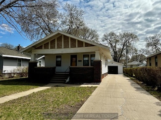 519 W 13th St, Grand Island, NE 68801