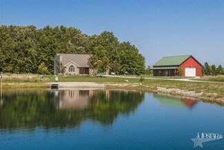 16717 Hurshtown Rd, Spencerville, IN 46788