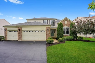324 Fieldstone Dr, Woodstock, IL 60098
