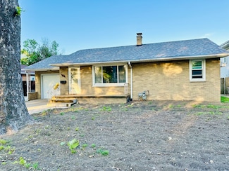 907 Polk St, Streator, IL 61364