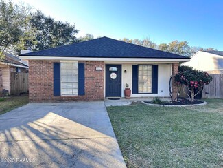 204 Caledonia Dr, Lafayette, LA 70508