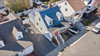 53 Lancaster Ave, Revere, MA 02151