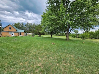 W6173 Meredith Rd, New Lisbon, WI 53950