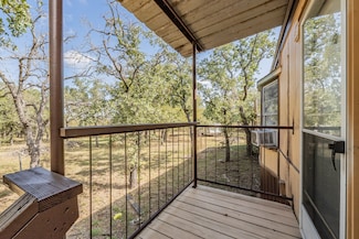 419 Wood River Rd, Millsap, TX 76066