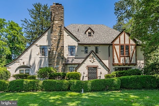 722 River Rd, Ewing, NJ 08628