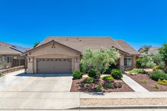 1365 National Dr, Lemoore, CA 93245