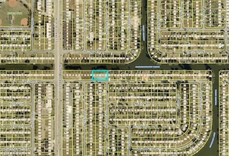 1625 NE 2nd St, Cape Coral, FL 33909