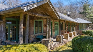 1376 Highgate Rd, Highlands, NC 28741