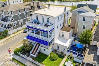 18 Abbott Ave, Ocean Grove, NJ 07756