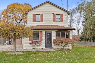 19 Pleasant St, North Chili, NY 14514