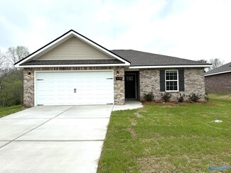 2136 Dawson Lane North E, Cullman, AL 35058