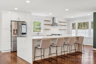 8323 Cliffside Dr, Charlotte, NC 28270
