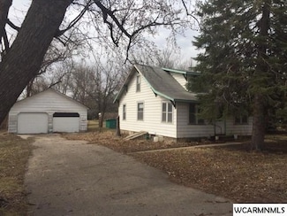 1202 N 9th St, Olivia, MN 56277
