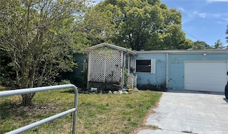 9512 Joe St, Hudson, FL 34669