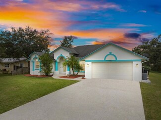7705 Banyan St, Fort Pierce, FL 34951