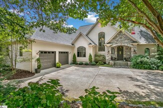 34 Raven Rd, Landrum, SC 29356