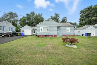 166 Drexel St, Springfield, MA 01104