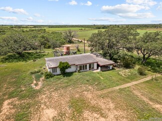 2935 Fm 1333, Poteet, TX 78065