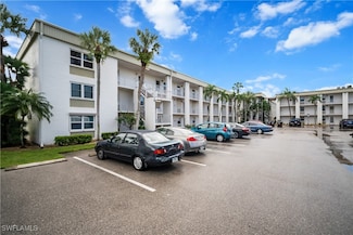 1624 Pine Valley Dr Unit 314, Fort Myers, FL 33907