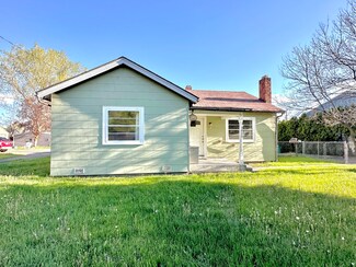 3206 Shasta Way, Klamath Falls, OR 97603