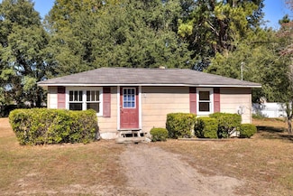 3 Thomas Dr, Sumter, SC 29150