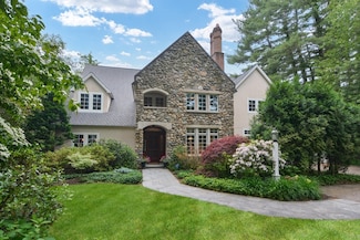 828 South St, Needham, MA 02492