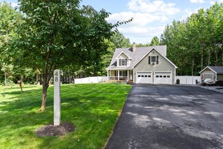 48 N Shore Dr, Gray, ME 04039