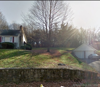 174 1/2 Prospect St, Ansonia, CT 06401