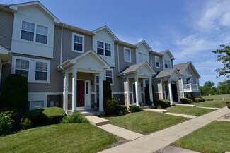 404 Holiday Ln Unit 384, Hainesville, IL 60073